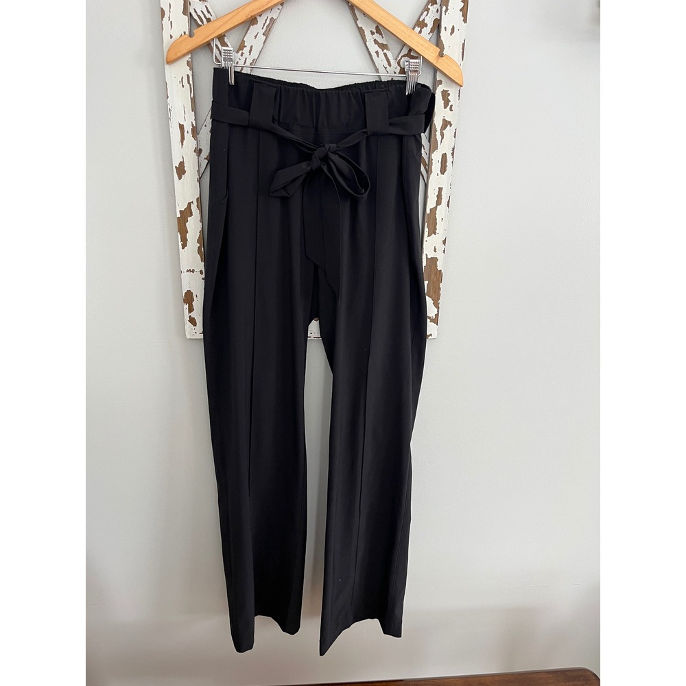 Athleta Skyline Pant Paperbag Pants Women's Size 8 Black